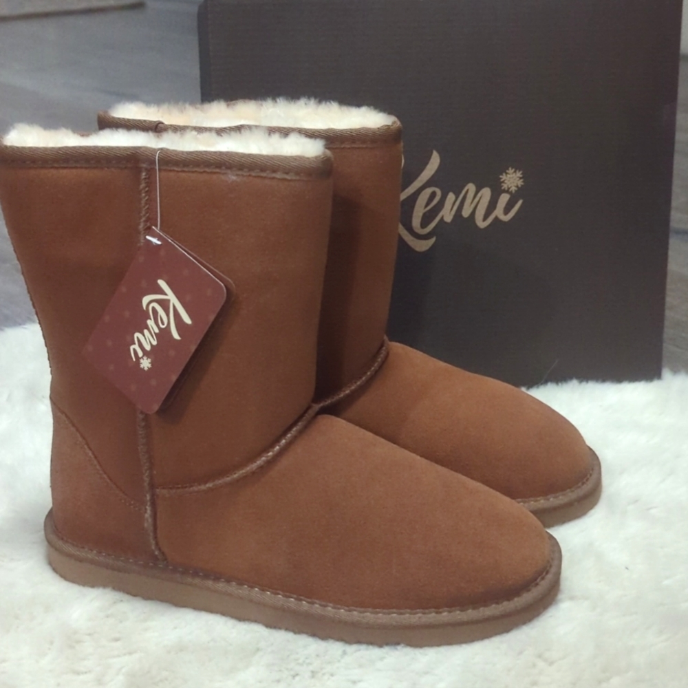 KEMI Bella Sort Suede and Sheepskin Boots ~ NWT